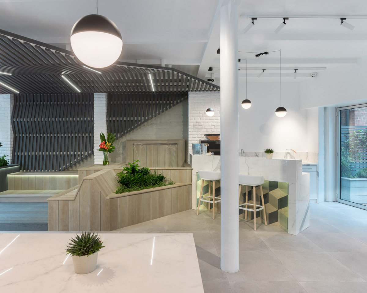 伦敦 Millboard 展示厅与办公室 - 木质户外地板的创新展示-8