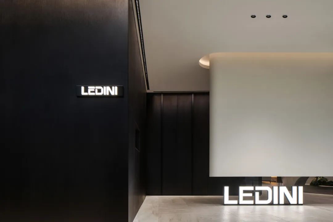 LEDINI雷狄尼展厅丨STUDIO.Y室内设计事务所-11