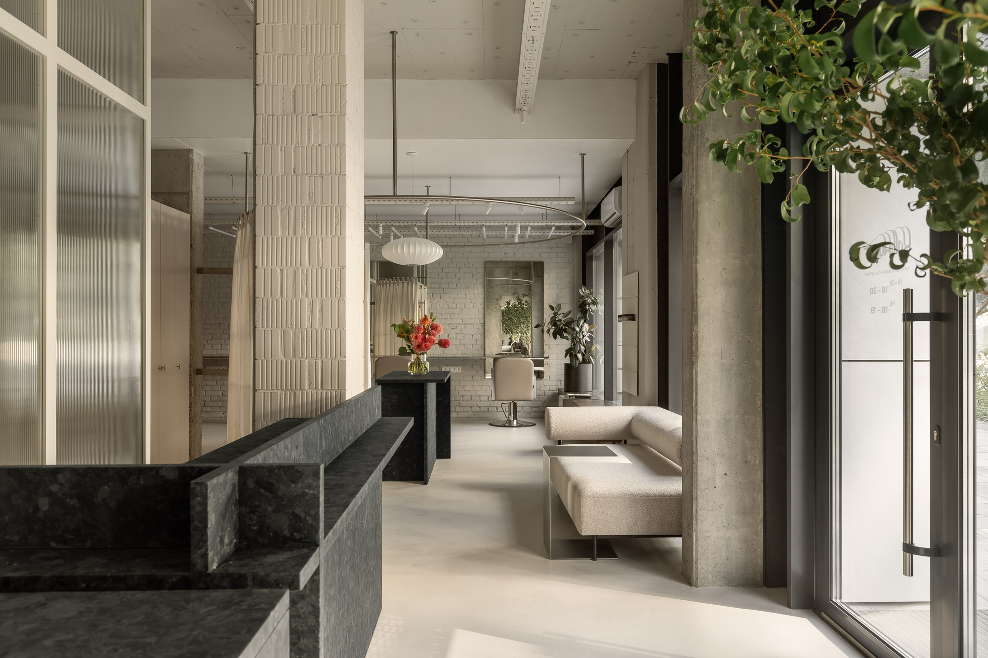 E·张力工作室（注：E·tension根据音译和合理推测意译组合得出，若E有特定含义需结合具体背景确定） 丨乌克兰基辅丨MAVA design-23