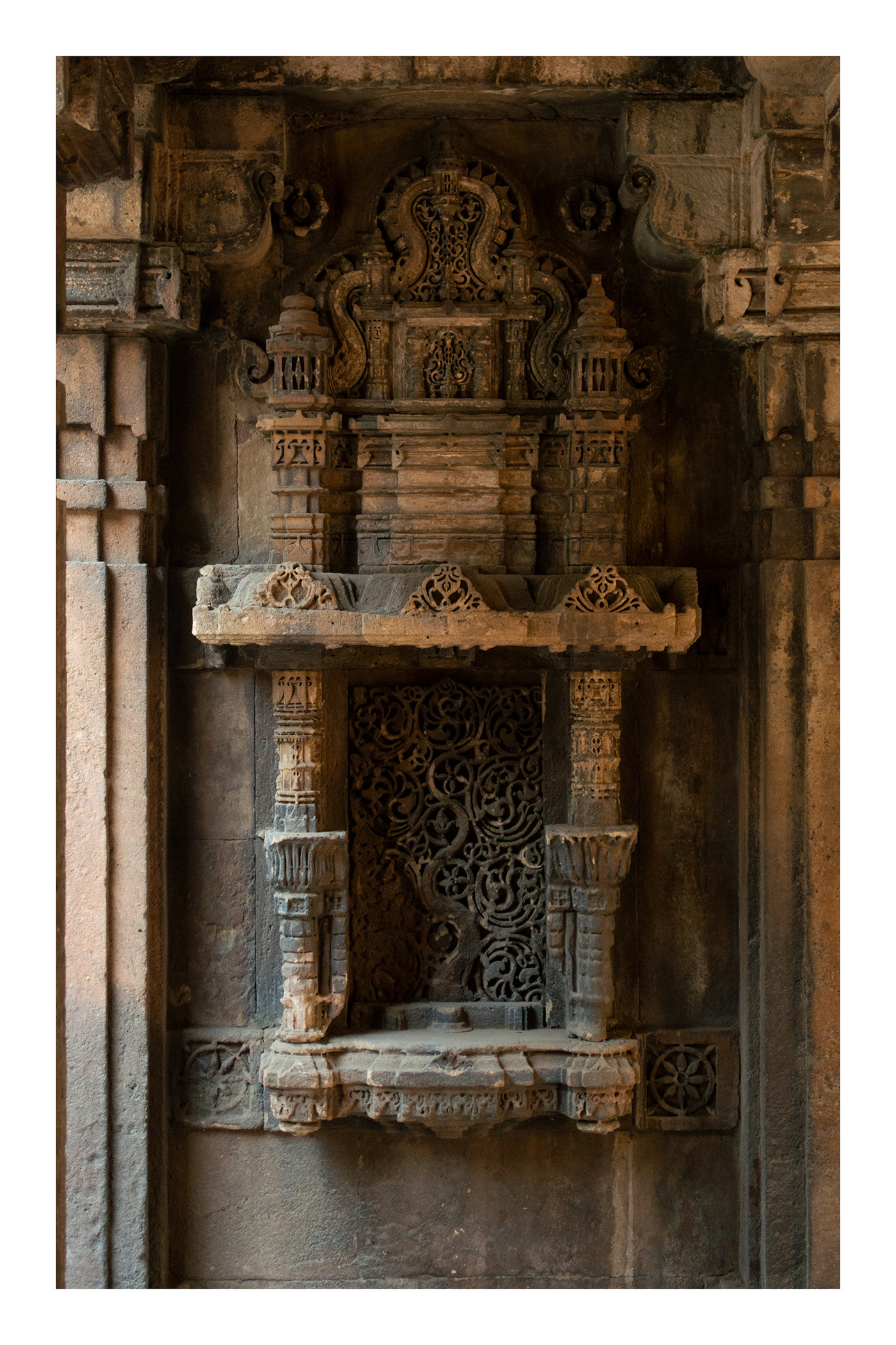 Anastasiya Gushchina丨古建筑丨Dada Harir Stepwell: Capturing a monument-5