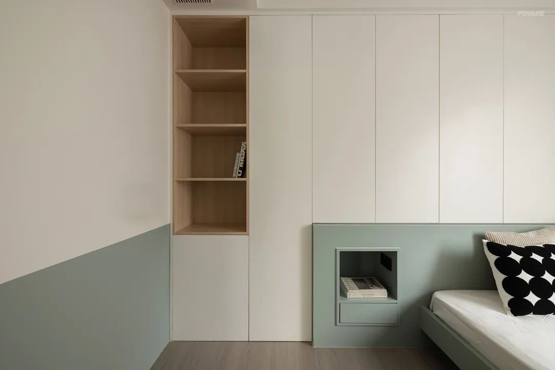 有娃家庭的现代极简风格设计-75