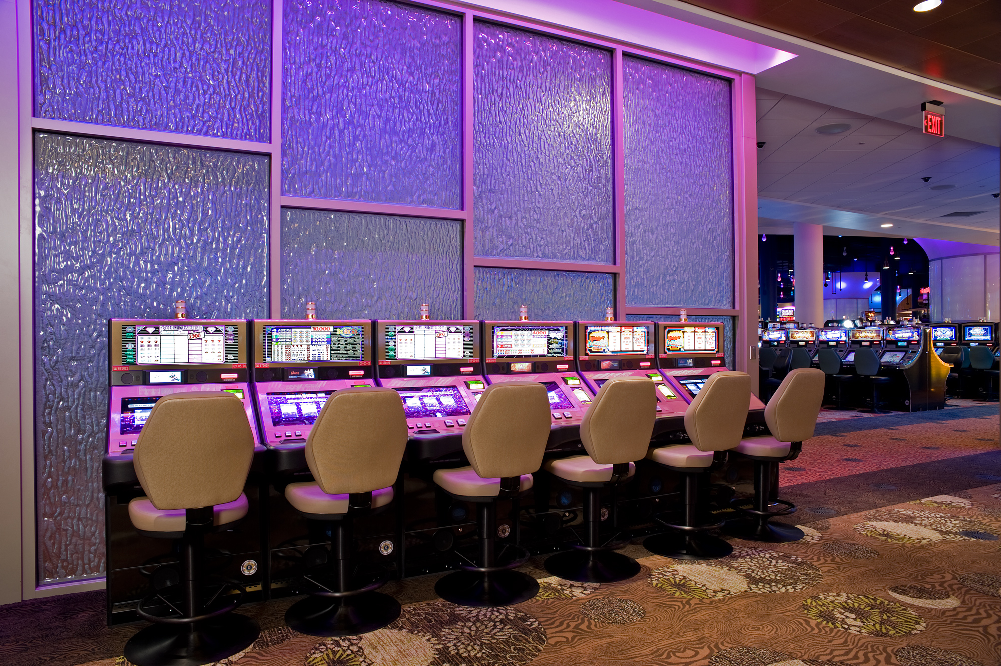 火焰守护者赌场 | 室内设计之美-2