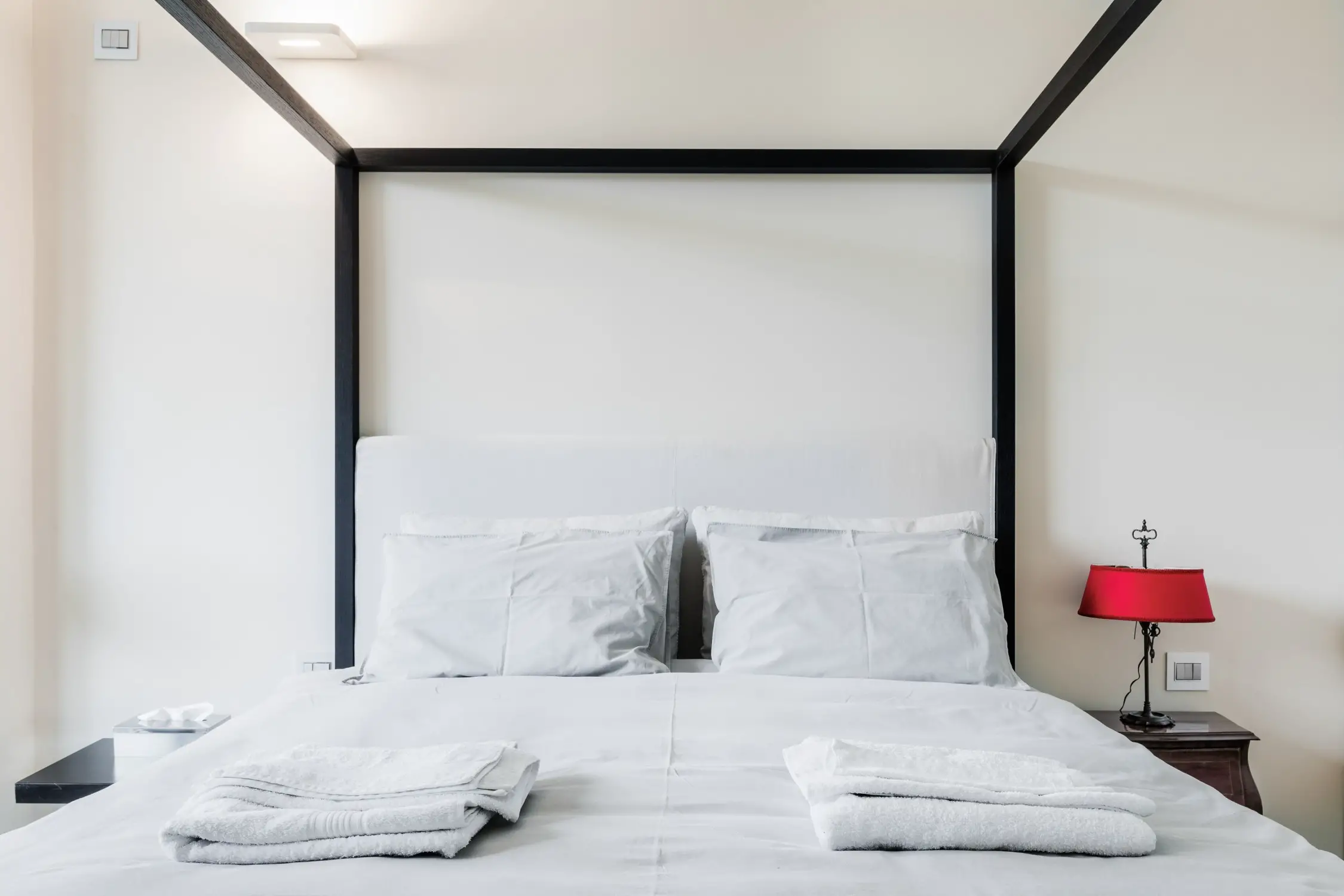 米兰传奇建筑 Bosco Verticale 的现代公寓设计-8