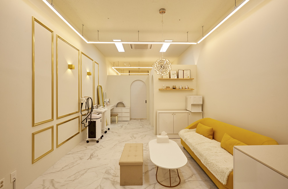 高级灰的优雅 | 13 平米小空间的精致室内设计-2