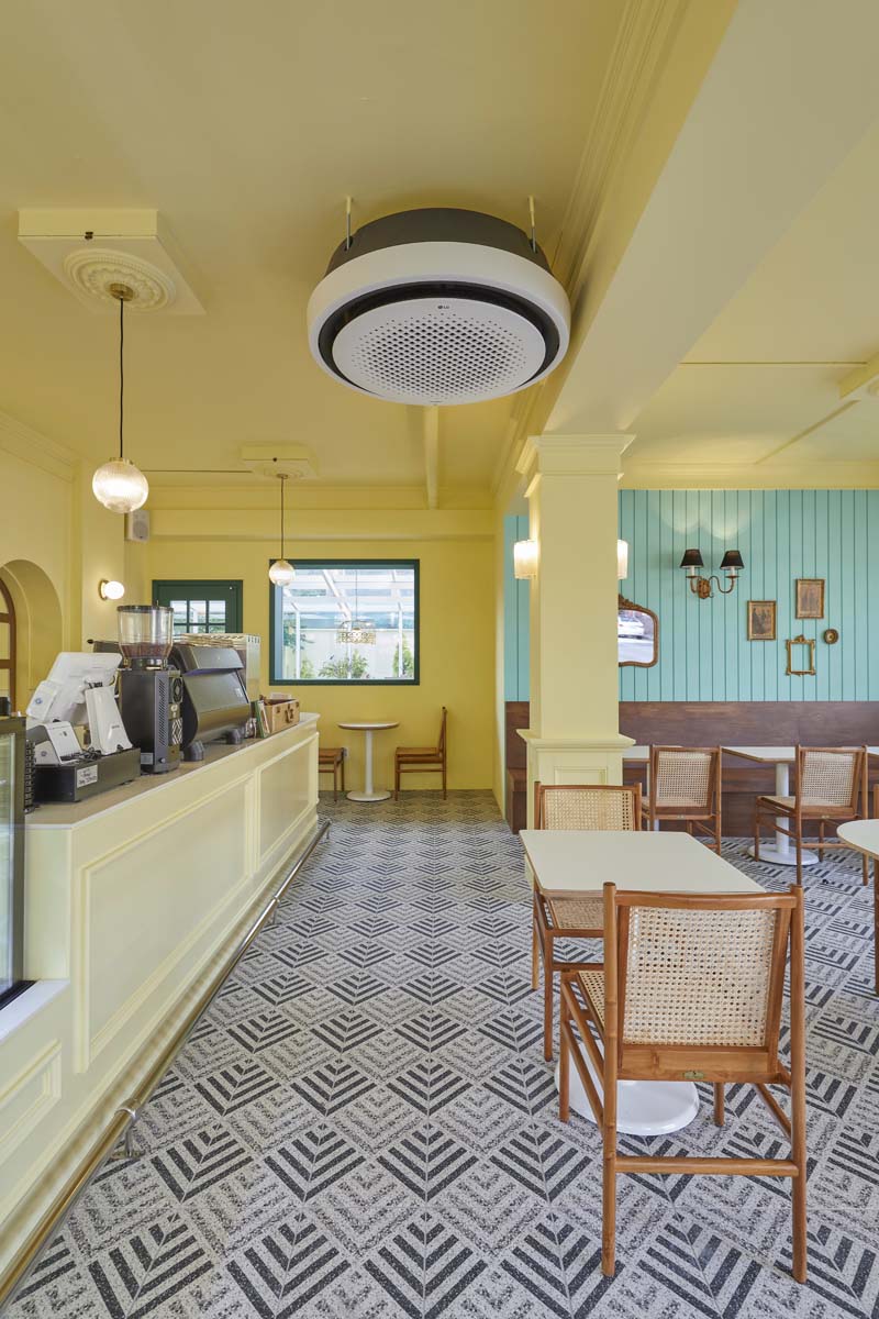 40 平咖啡厅的精致室内设计-7