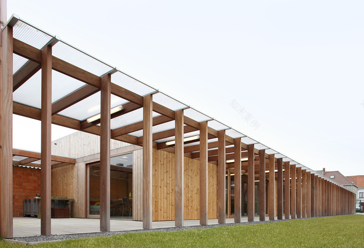 比利时精神残疾者日托中心“画廊”-9