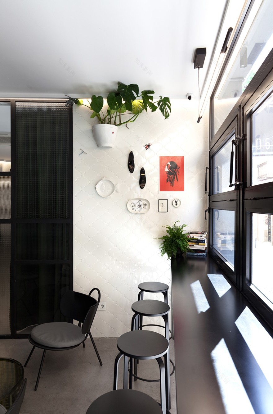 2060牛顿青年旅社,马德里 / Wanna One-40