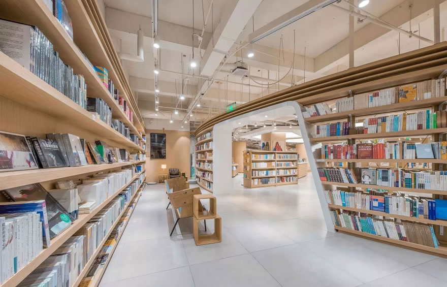 彤书屋·漓江书院广西大学店丨中国南宁-21