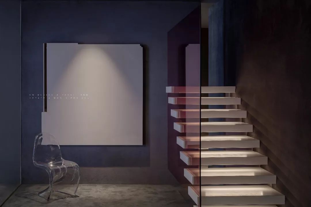 回旋楼梯展示空间 | 商业与自然的共生-32