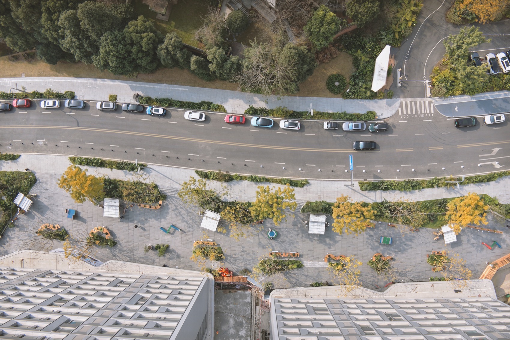 河流与卵石:桌桌计划2·0公共家具及摊位设计丨中国成都丨行波工作室（公共家具与市集摊位）等多家-8