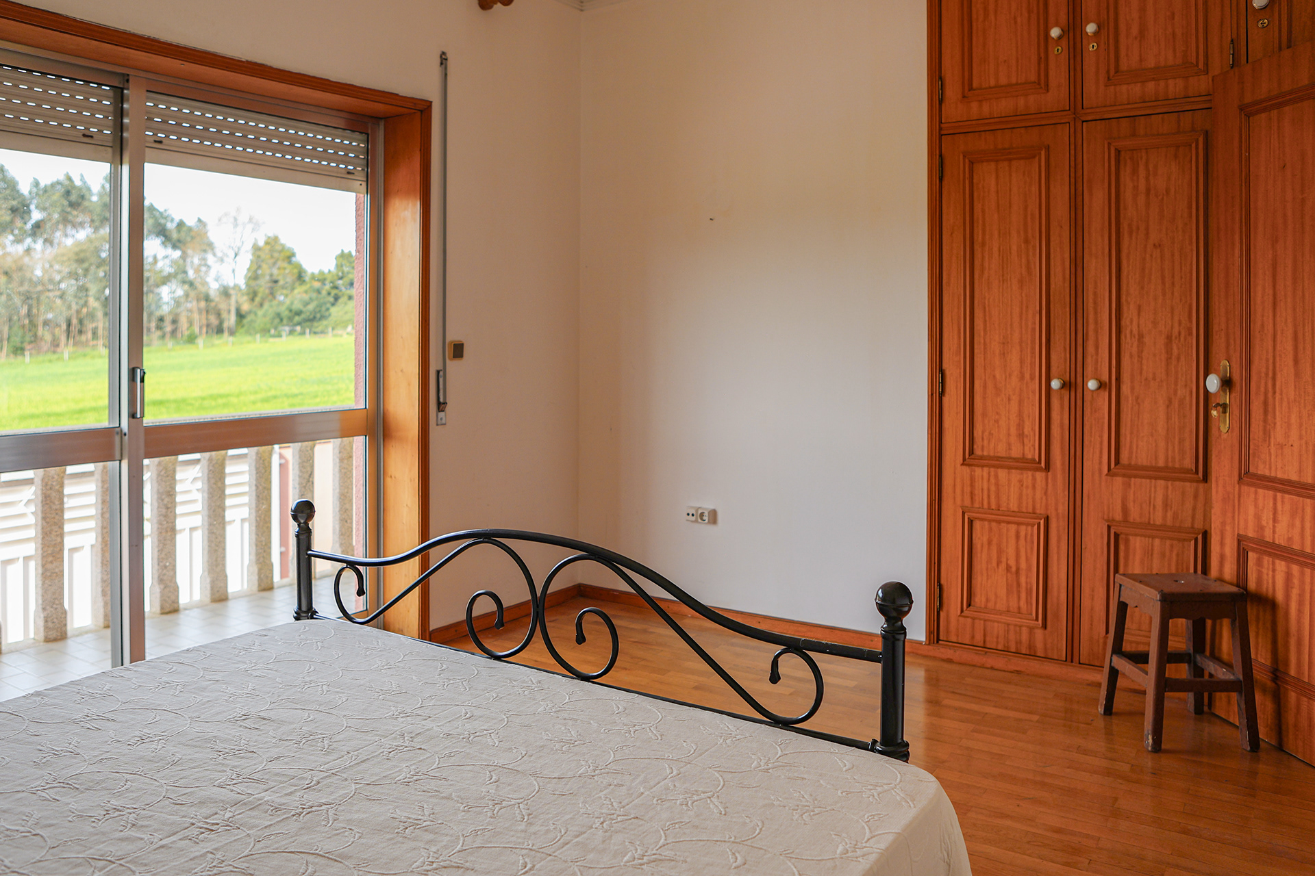 Remax-16