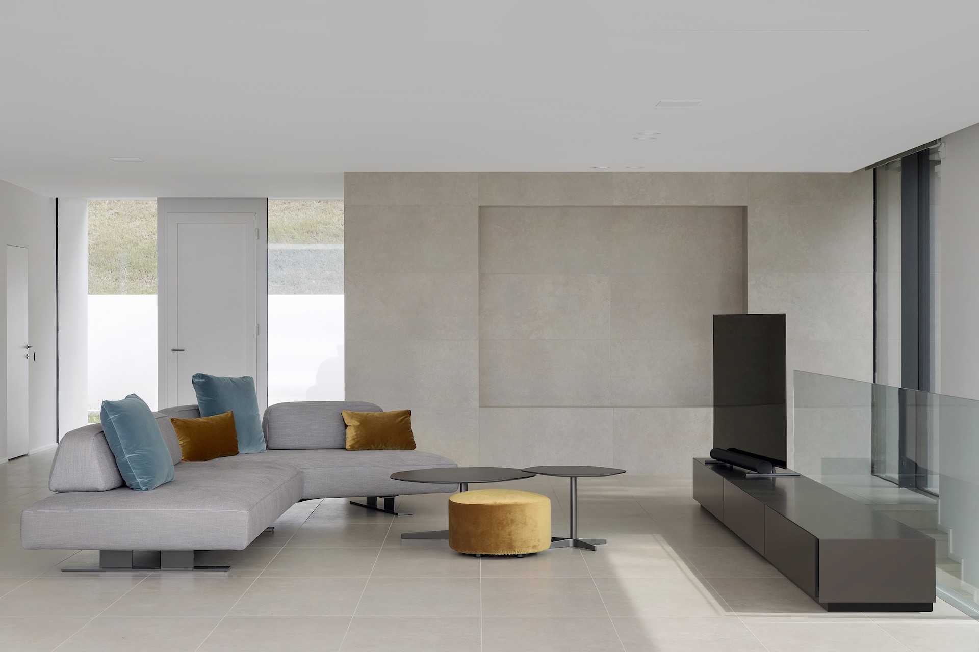 现代简约山坡别墅-14