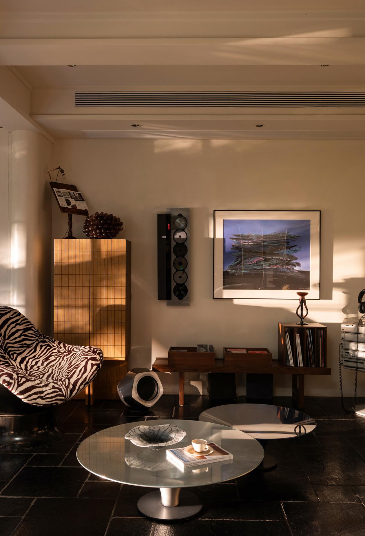 重庆無既萬溯设计 · 设计师于山自宅丨中国重庆-9