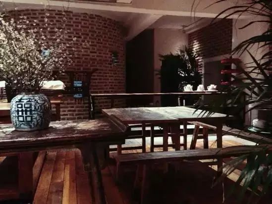 这家老厂房改建、42万块砖砌成的民宿惊艳了所有人-95