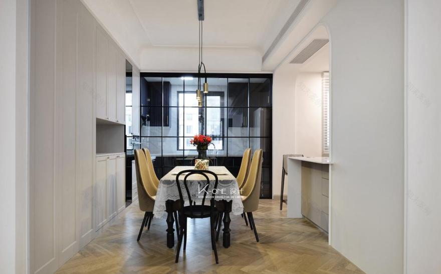 黄铜元素打造的雅致浪漫空间-21