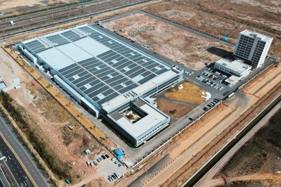 助推上合示范区战新产业发展！中建八局丰光精密项目交付-14