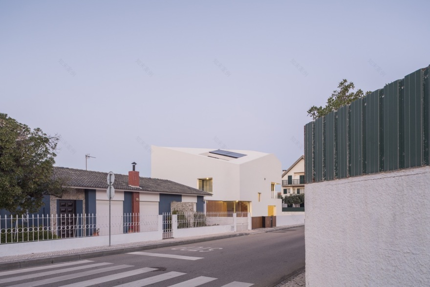 Fonte House Lousinha Arquitectos-30
