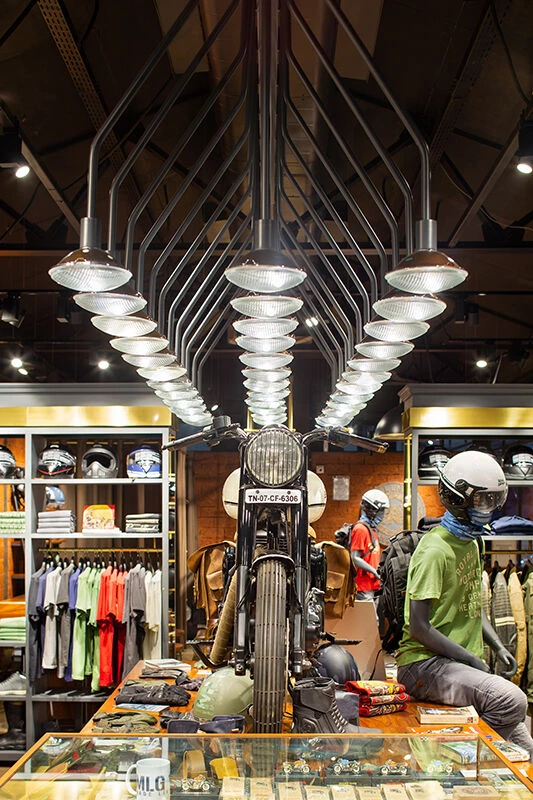 皇家恩菲尔德车库咖啡馆-15