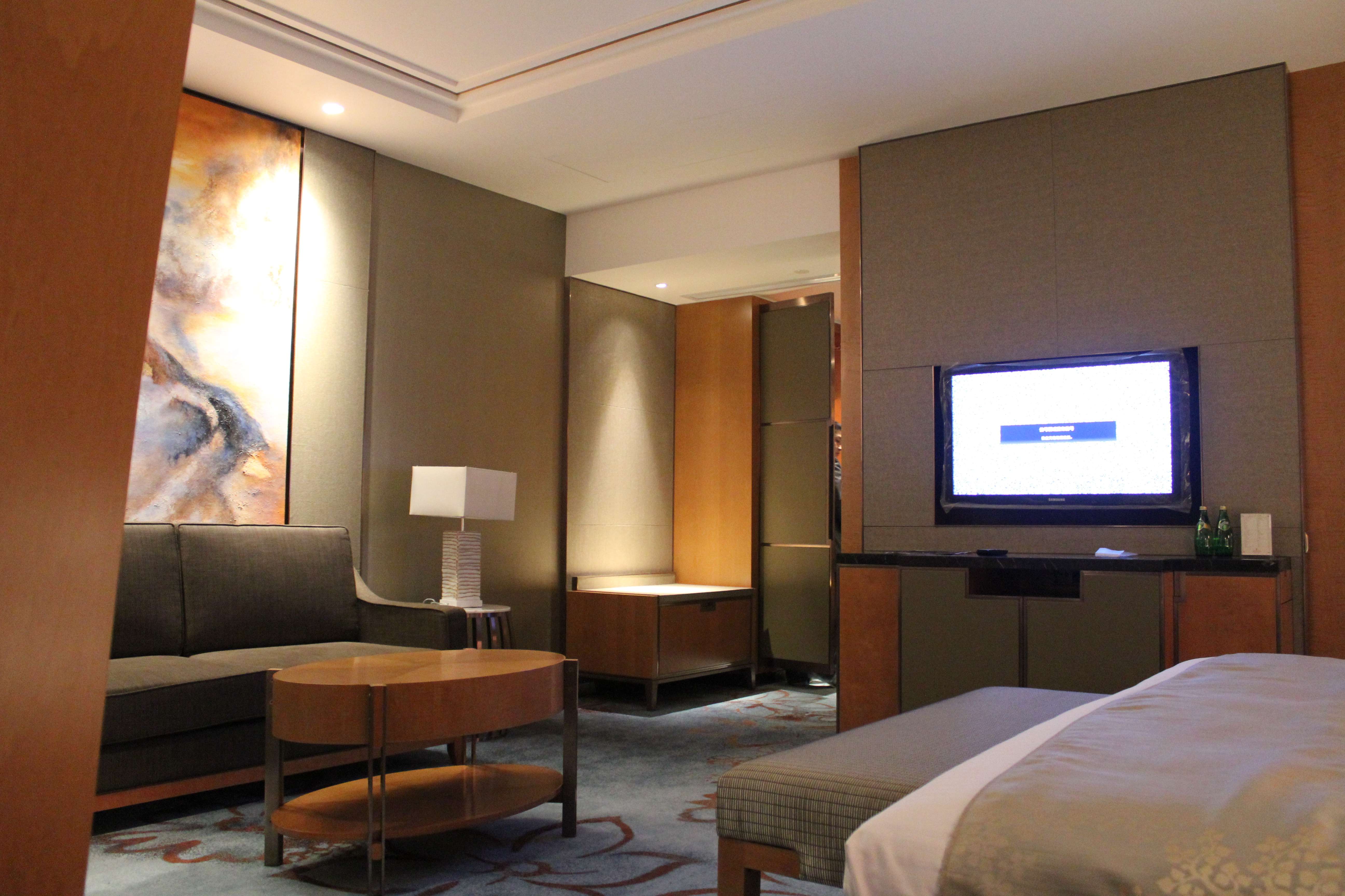 梁志天  伦敦香格里拉样板房-2