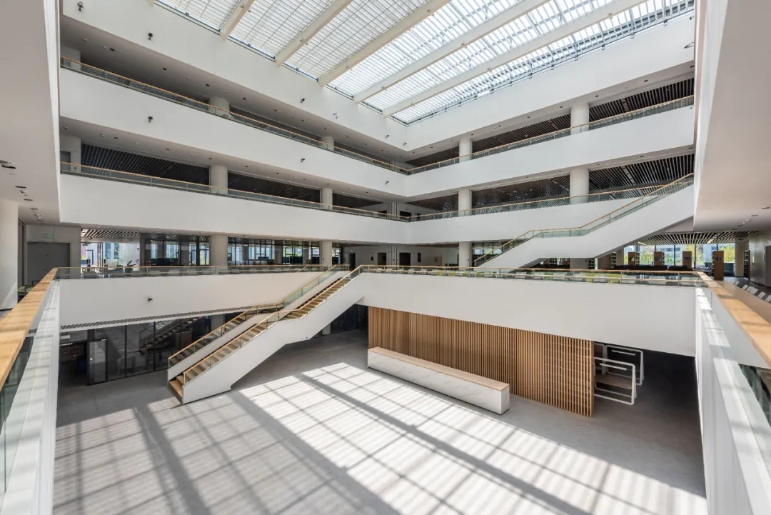 网络安全学院图书馆-22