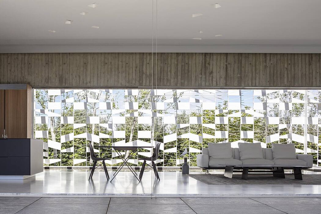 层叠之居,光影游戏·以色列特拉维夫 MA 住宅丨Pitsou Kedem Architects-5