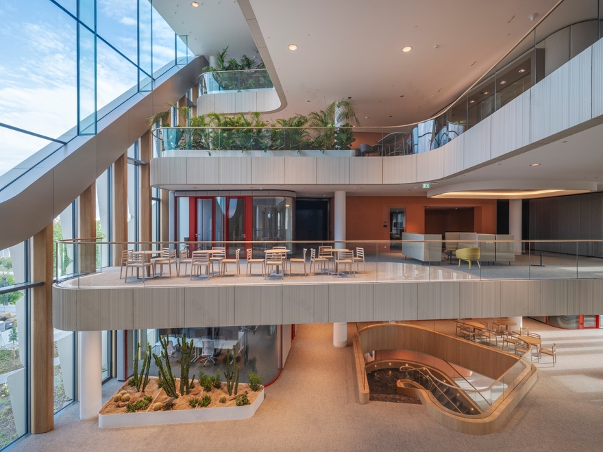 Richter Gedeon Nyrt·新办公楼丨ZDA – ZOBOKI建筑事务所等多家单位-13