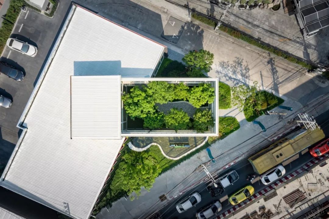 泰国玻璃打造的售楼中心-32