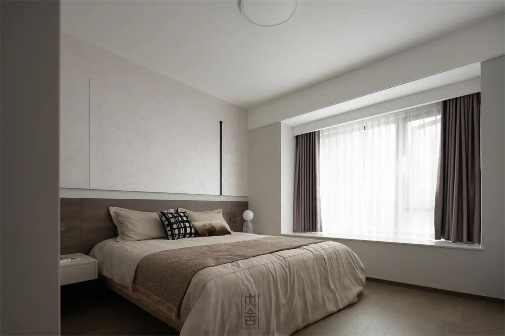 内舍软装丨147㎡极简风四居，经典配色感受有温度的家！-26