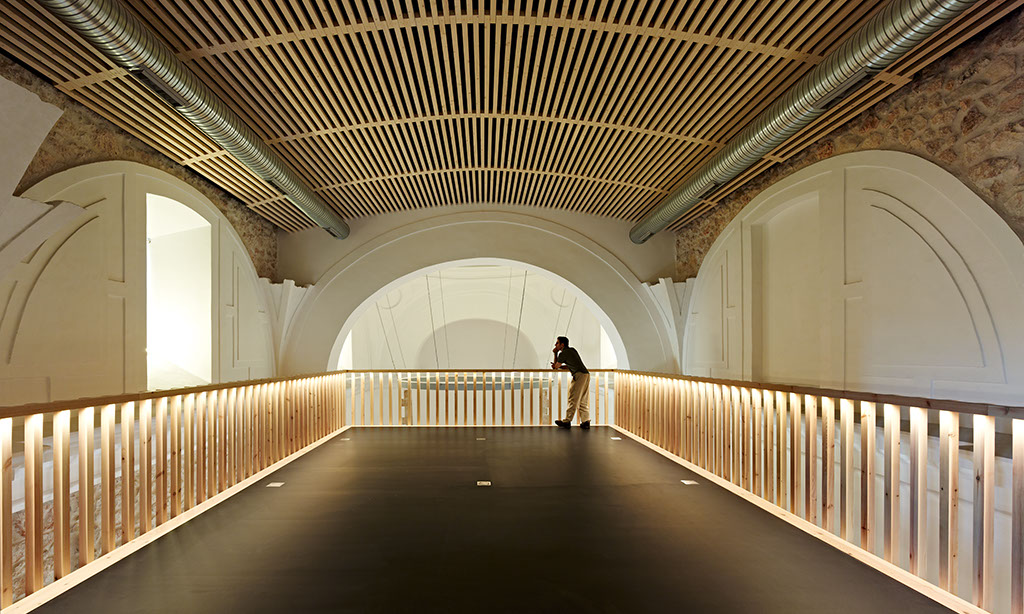 西班牙 16 世纪教堂复兴 | 多功能活动空间-48