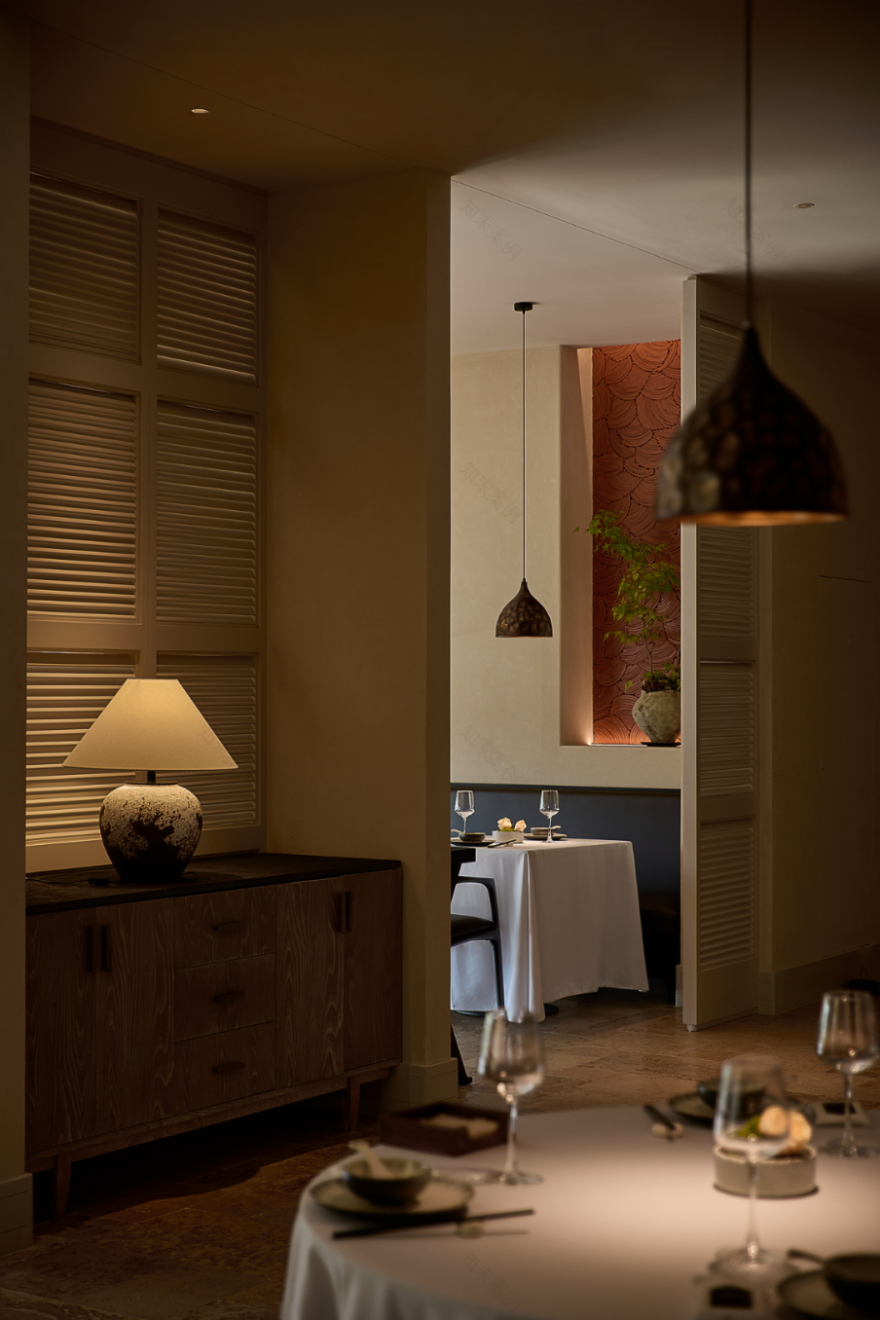 谢天新作丨在紧绷与躺平之间-49