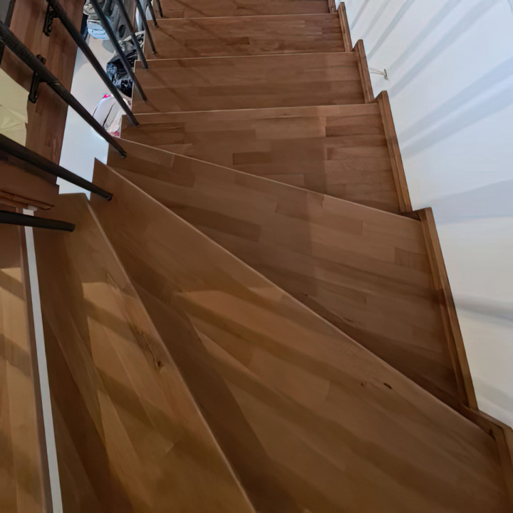 带格栅围栏的定制楼梯 格拉迪乌斯丨Gradius(乌克兰)-6