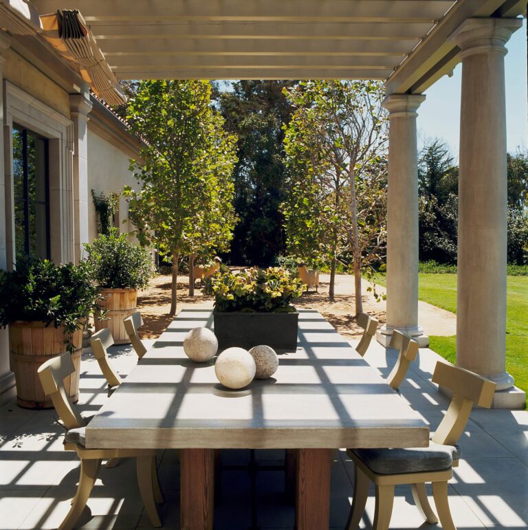 Palladian Villa in Malibu | Ferguson & Shamamian-10