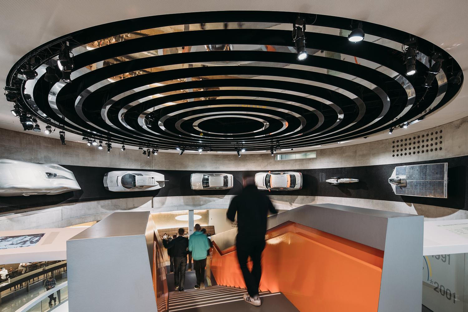 奔驰博物馆 | 混凝土奇迹,寓教于乐的互动空间-37