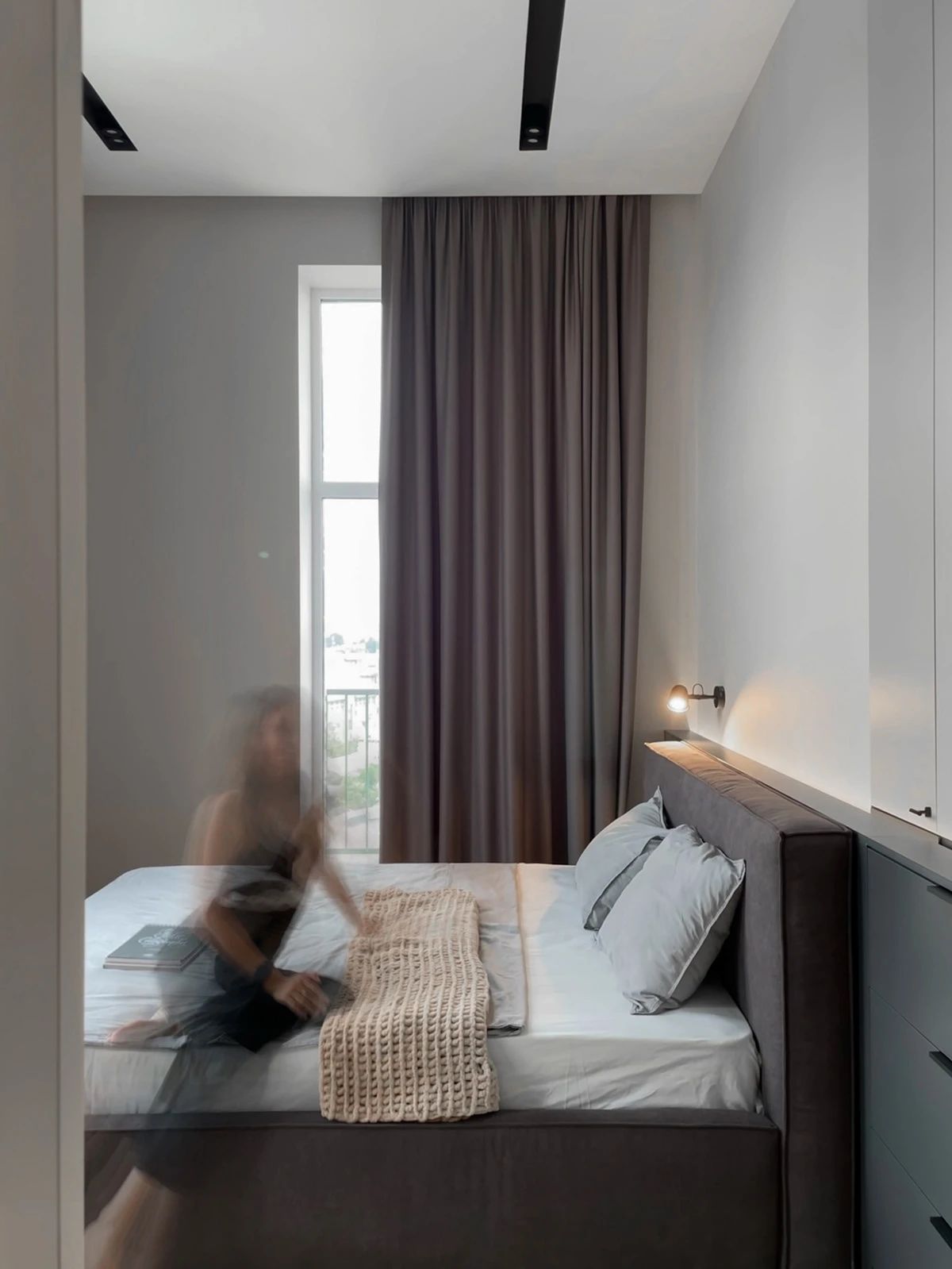 红绿撞色两室一厅丨Oleksandra Teslia-43