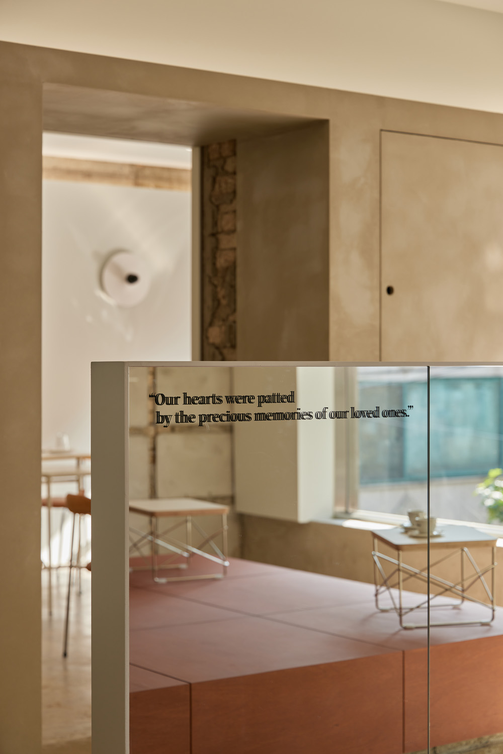 现代简约白调住宅，打造温馨舒适生活空间-25