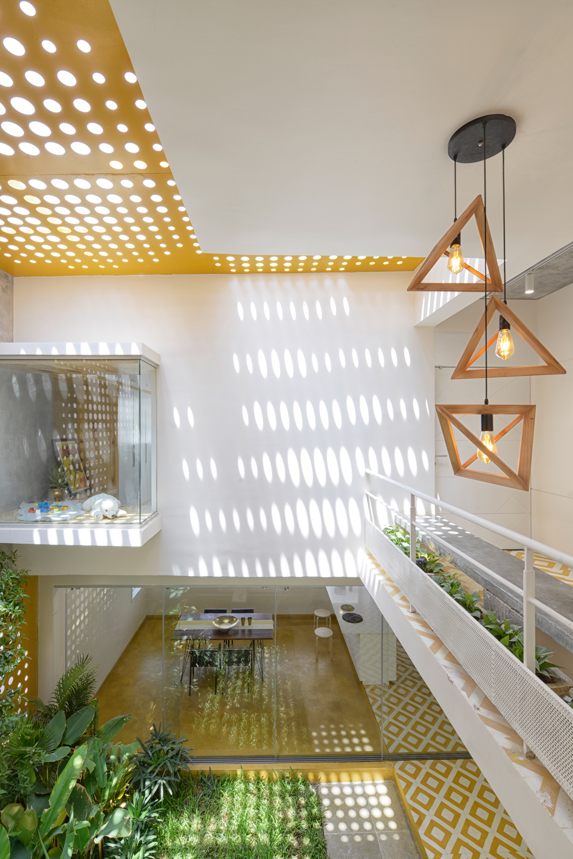 绿意环绕的生态别墅设计-26