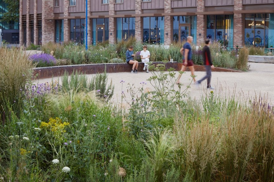 英国 Glassfields 广场丨英国布里斯托尔丨B|D 景观建筑师-14