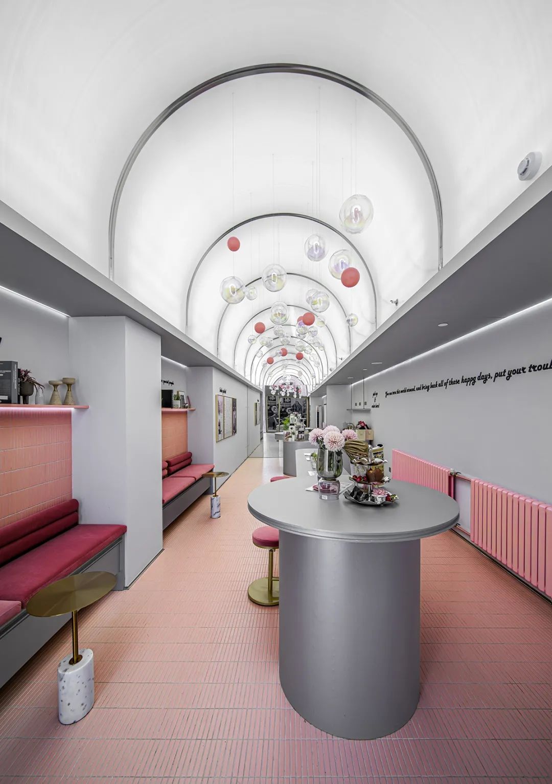 温哥华 Tacofino 餐厅自然氛围空间设计-11