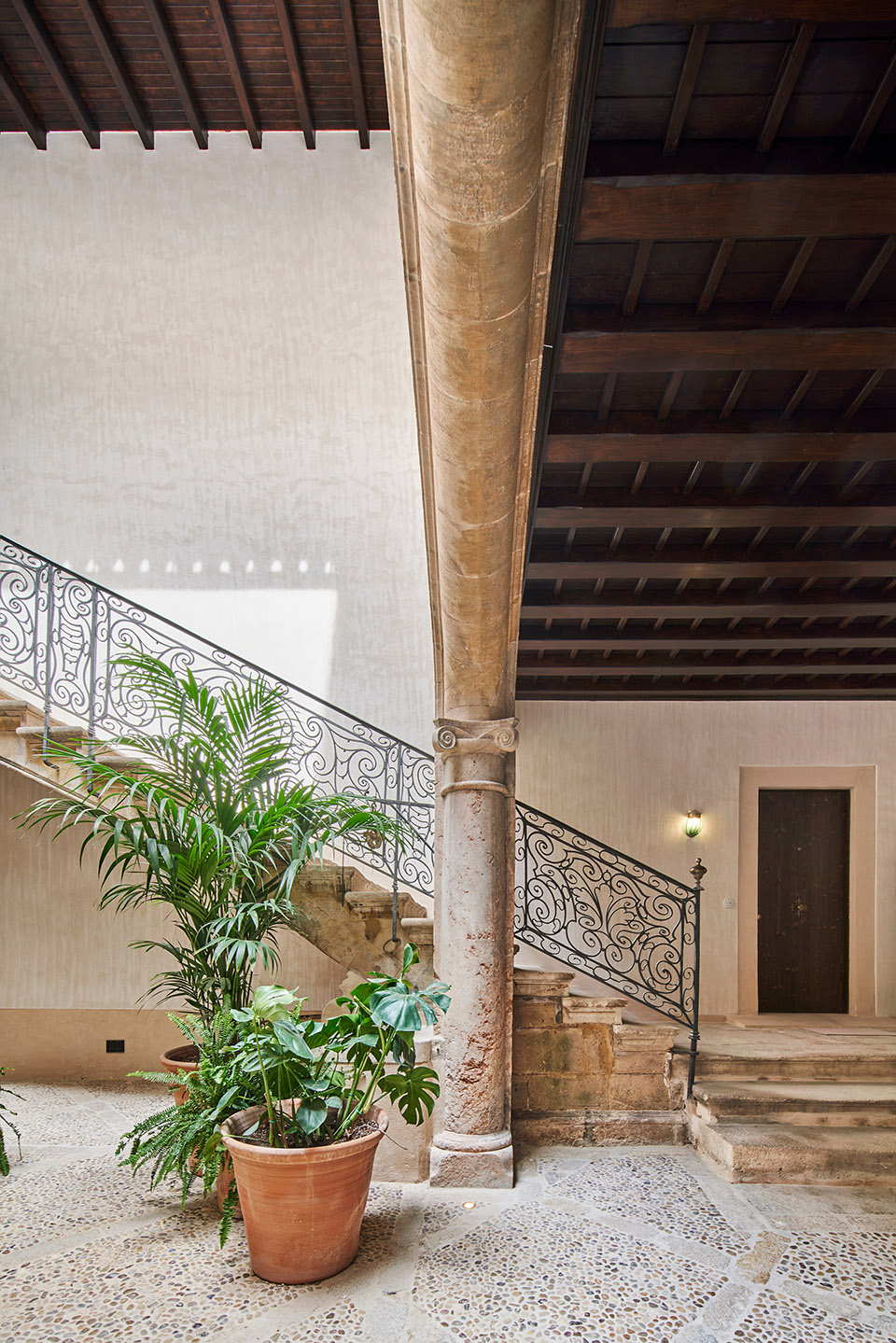 西班牙 Can Santacilia 住宅楼改造丨OHLAB-37