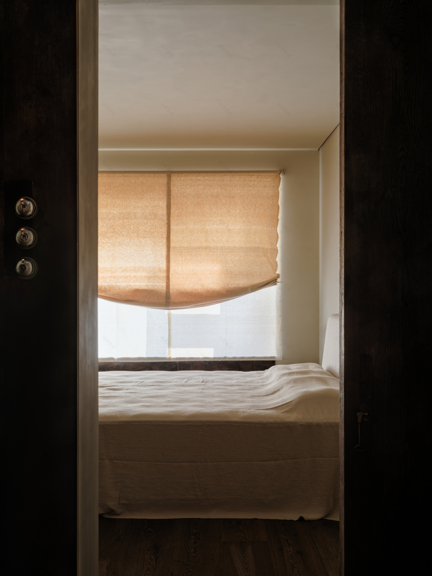 A Young Artist’s Home in Collected Time / Mountain Soil Interior Design-30