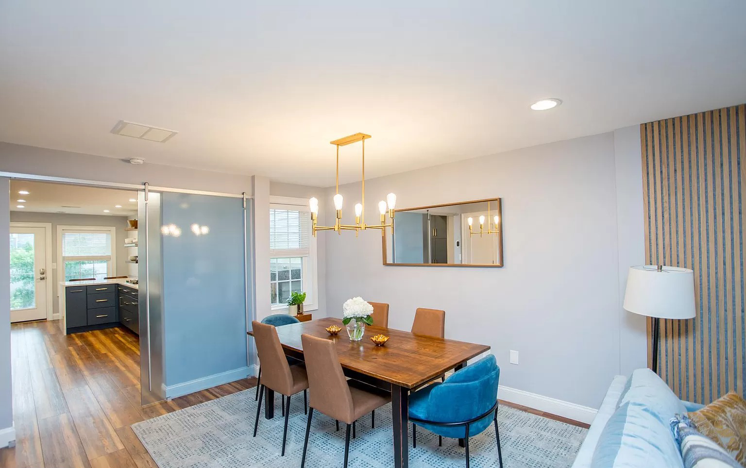 现代爱彼迎室内设计丨美国丨EF Architectural Design Studio-21