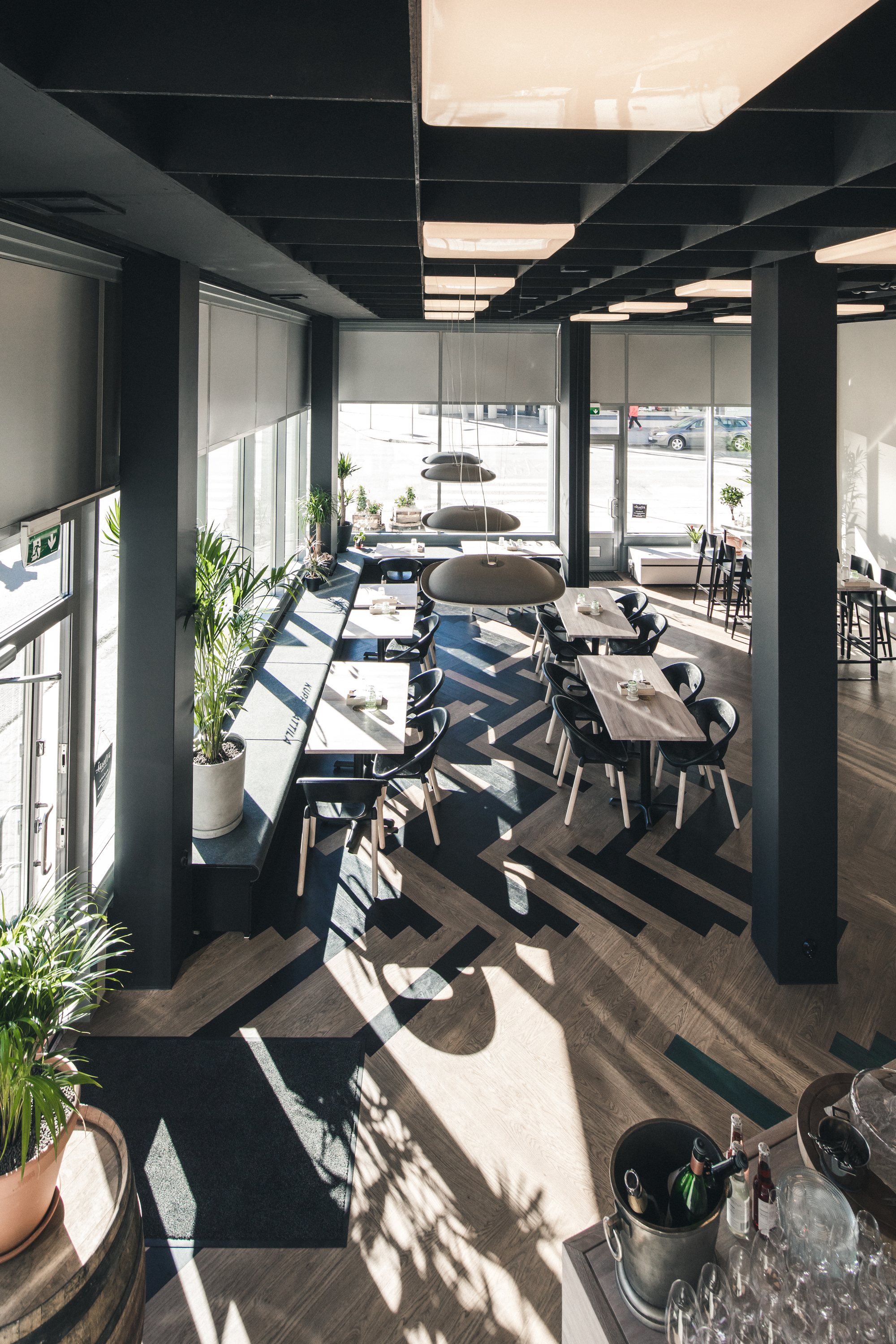 Äärellä Restaurant / Hirvilammi Architects-21