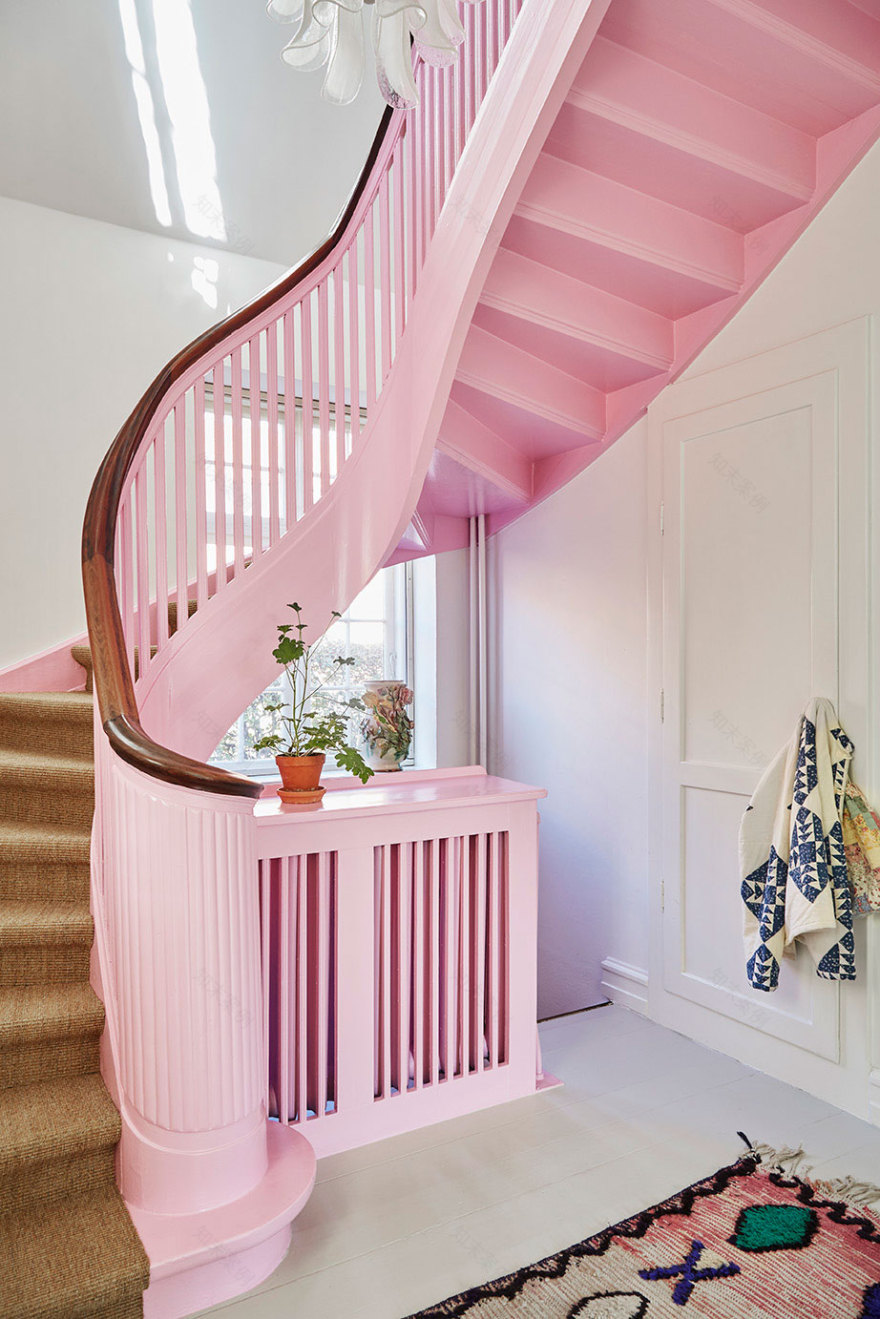 瑞典阳光粉色别墅-6