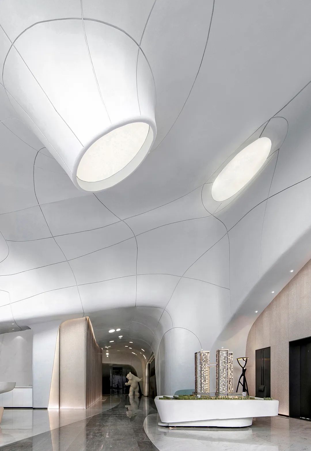 深圳榕江云玺营销中心 | 洞穴设计融入自然之美-23