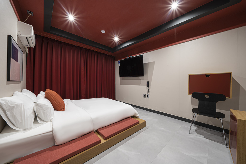 【多元设计概念的 24 小时酒店】-21