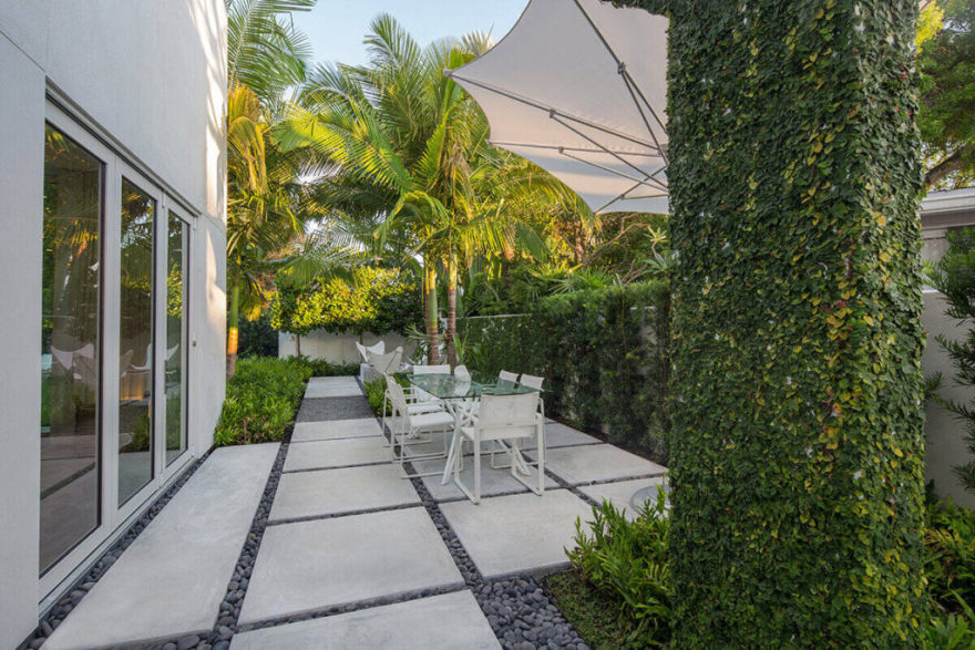 ‘Less is More’风格景观设计(佛罗里达热带简约住宅)丨美国-17