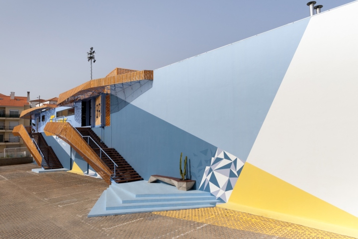 Clube 39(葡萄牙足球俱乐部集装箱建筑)-35