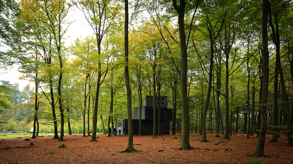 House Of Dr. Jung At The Kröller-Müller Sculpture Garden / Pjotr Müller-6