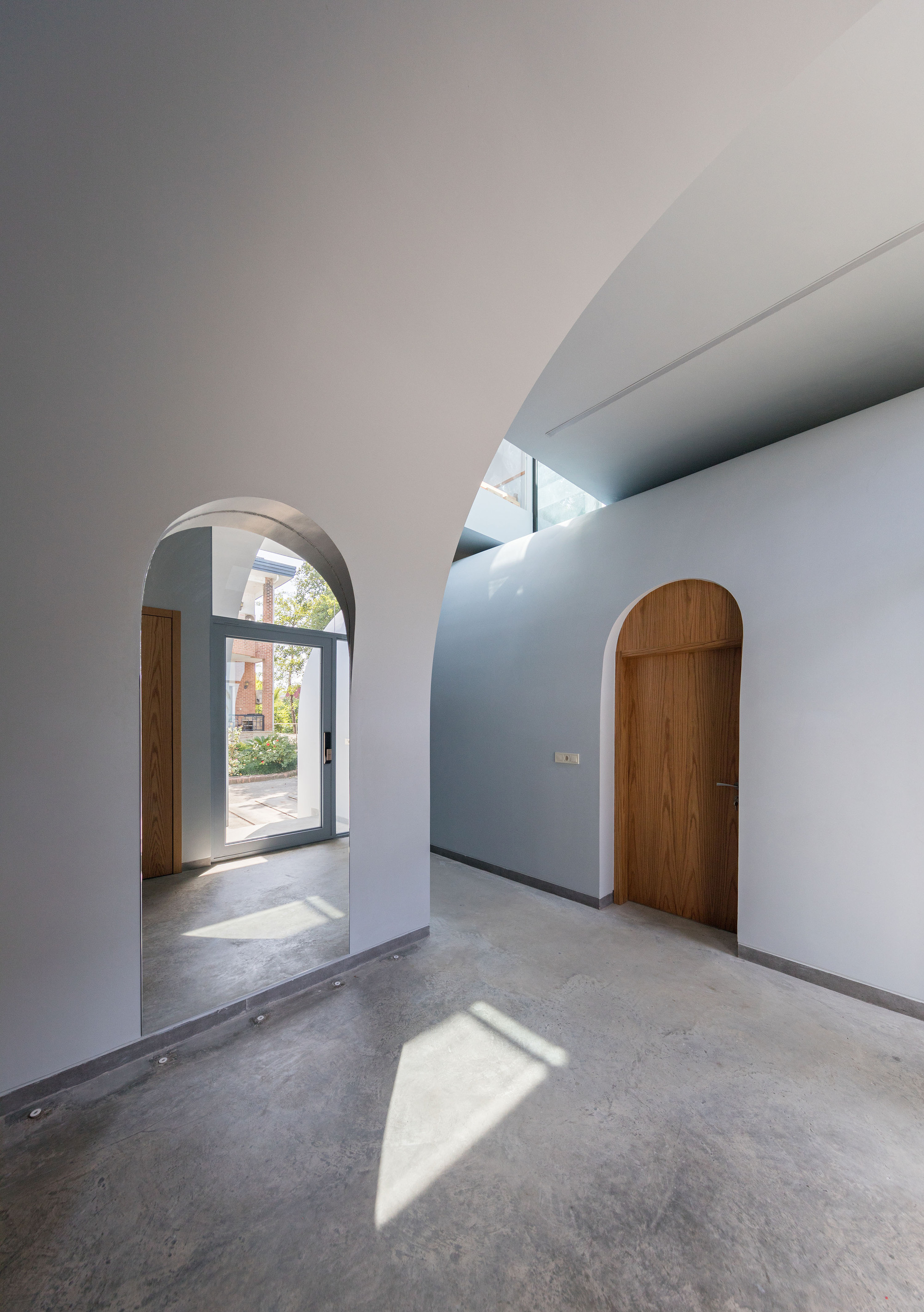 保险库在保险库别墅上丨伊朗丨KRDS-38