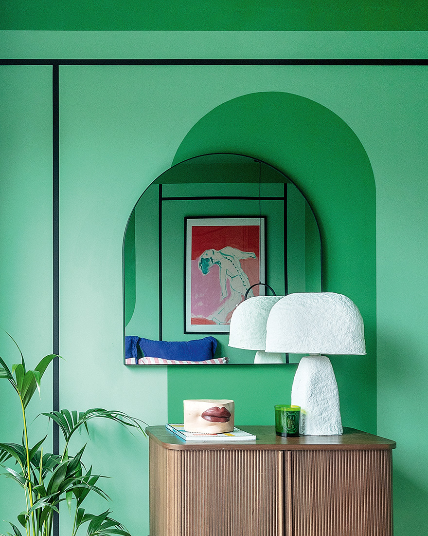 Цвет в интерьере: красочный таунхаус в Восточном Лондоне-10